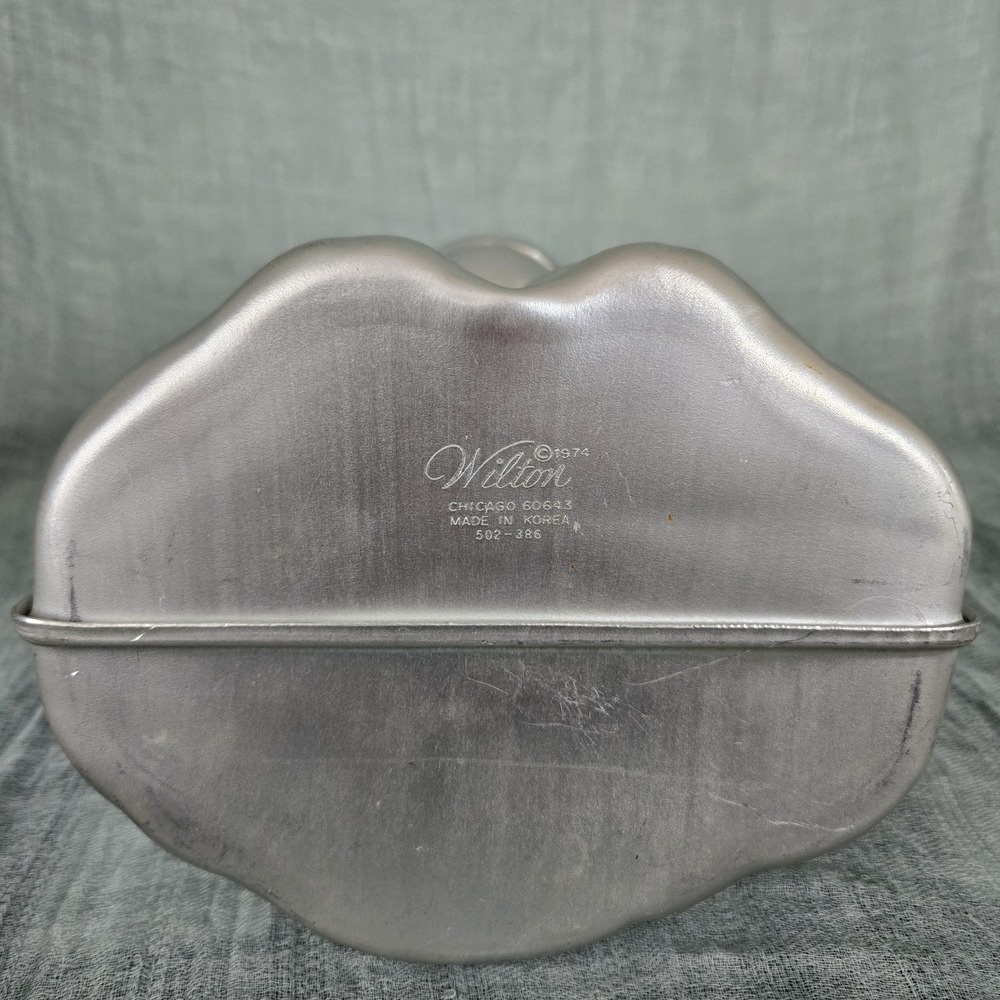 VTG 1974 WILTON  Lamb Cake Pans 3D 2 Piece Aluminum Easter Shower Approx 9x7x6 - Picture 9 of 12